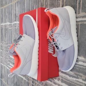 Nike Roshe One Premium 'Pure Platinum' Sz: 9.5